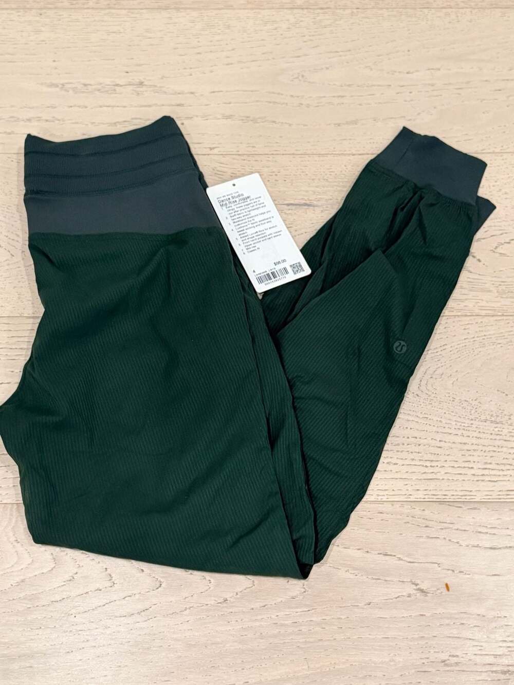 Lululemon Dance Studio Mid-Rise Jogger Size 4 Dark Green